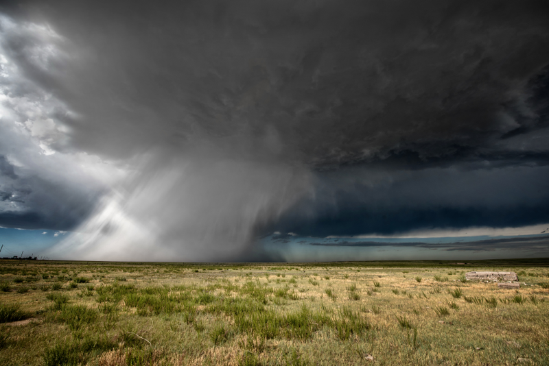 Illustration for article titled These storm photos are so perfect that they feel like illustrations
